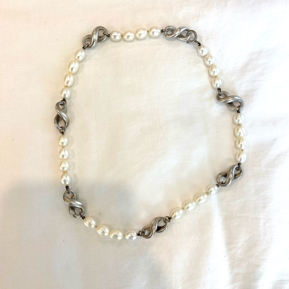 Tiffany & Co Sterling Silver & Pearl Infinity Necklace